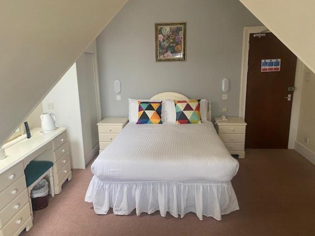 Runnymede Court Hotel Saint Helier Jersey Екстериор снимка