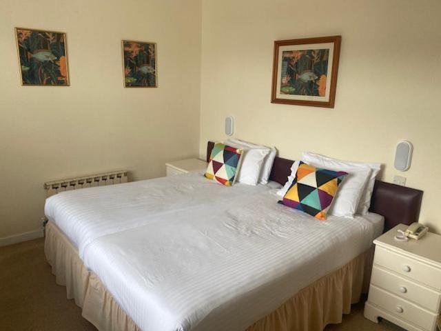 Runnymede Court Hotel Saint Helier Jersey Екстериор снимка